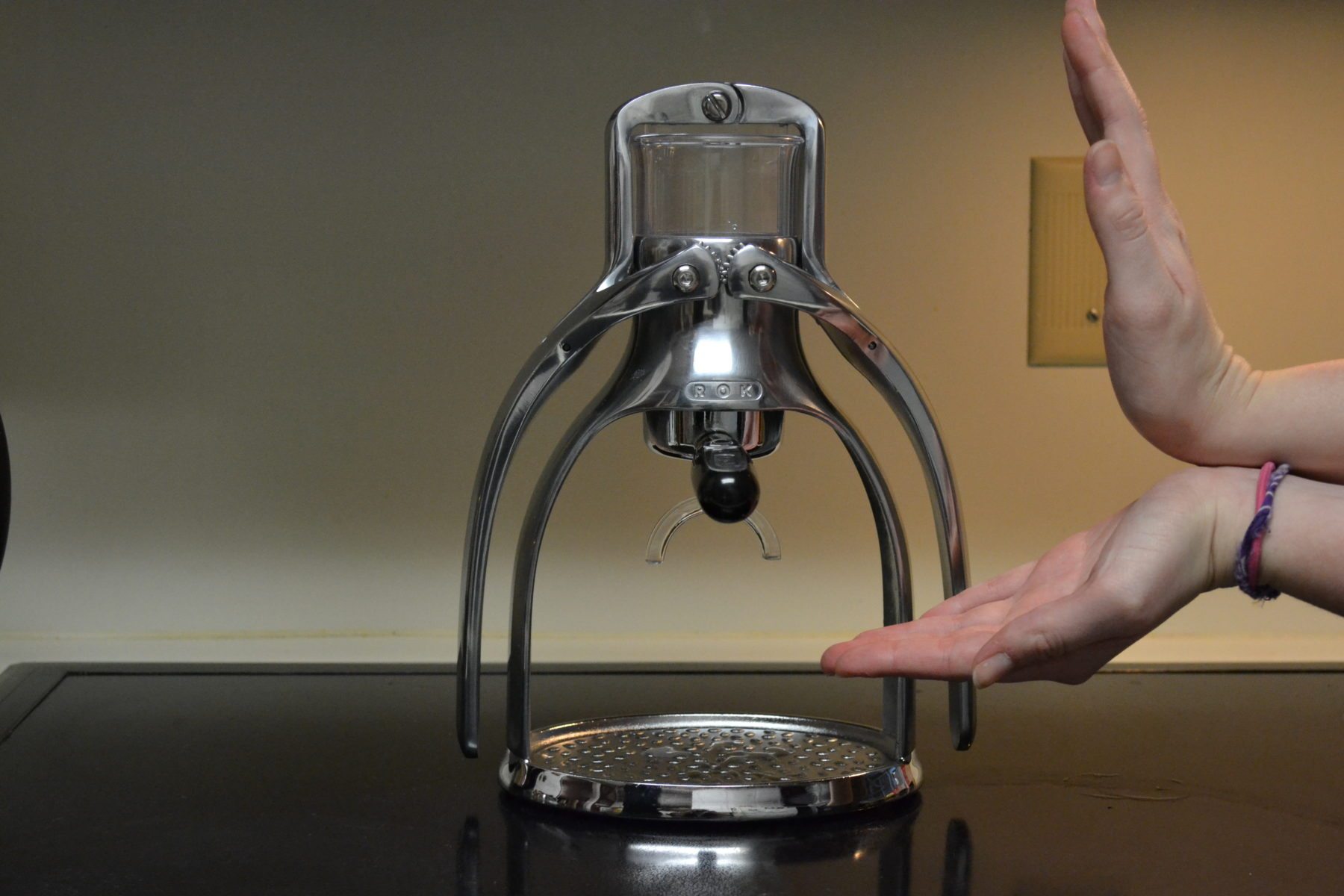 Rok manual outlet espresso maker