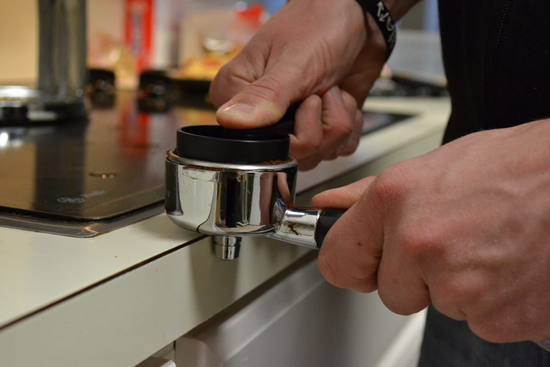 ROK Espresso Maker has a manual non-electric design » Gadget Flow